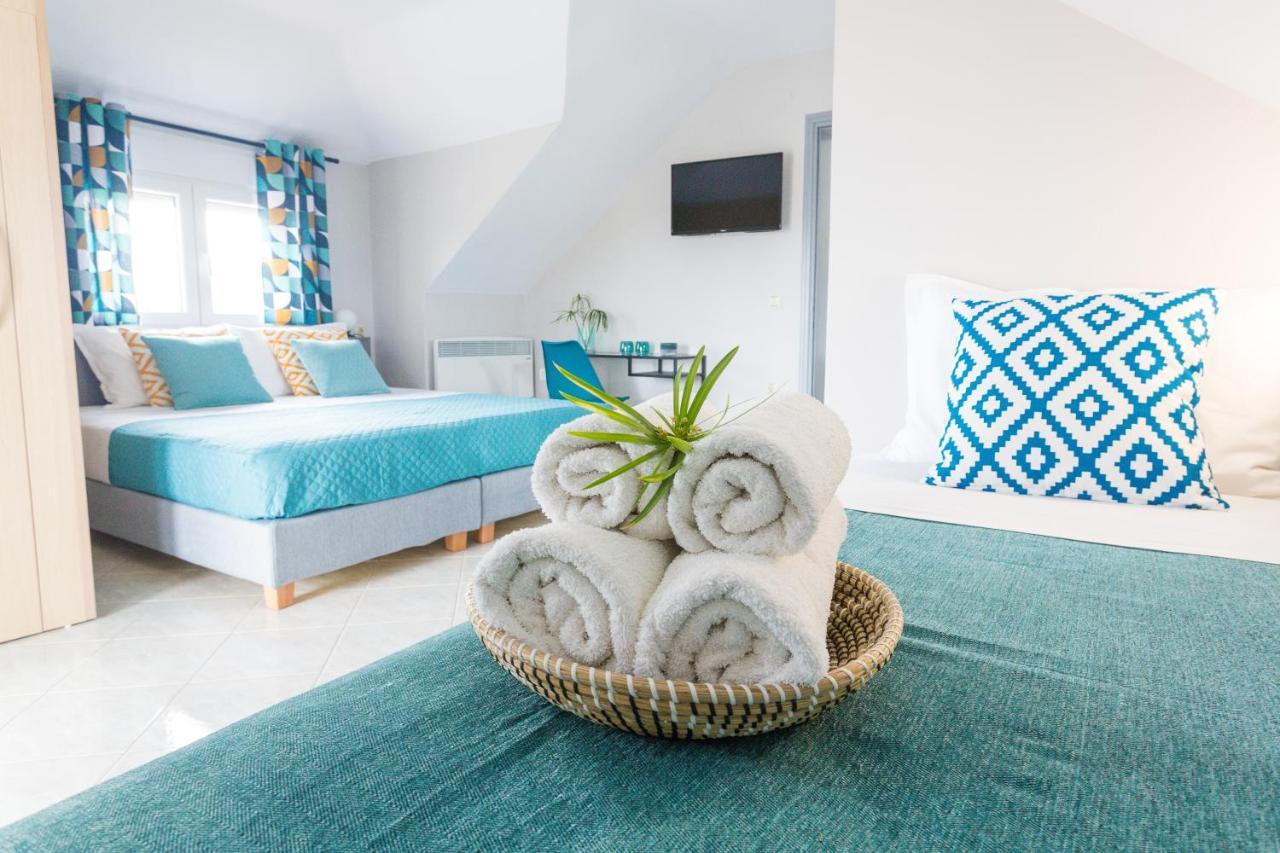 Joya Ofrynio Stylish Suites Ofrínion Exteriér fotografie