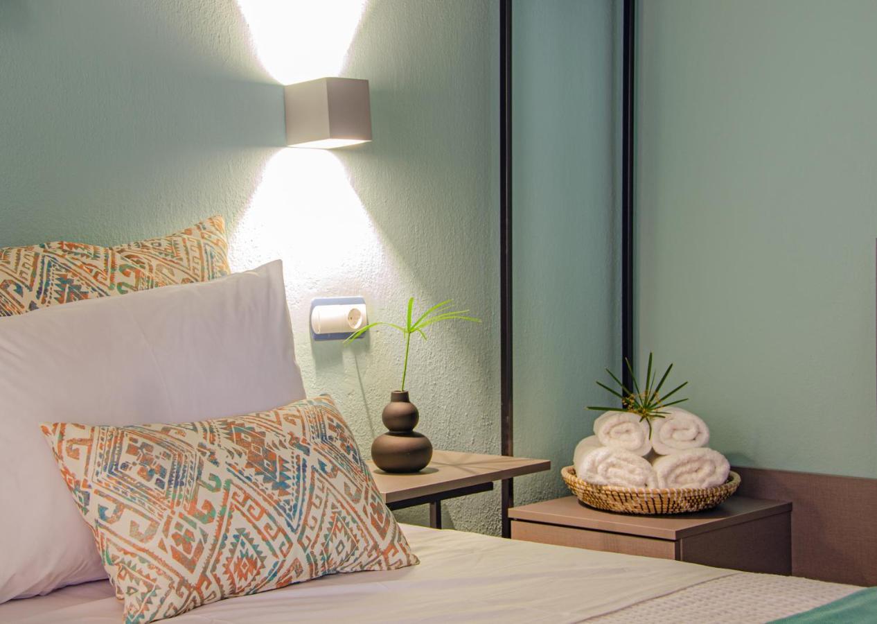 Joya Ofrynio Stylish Suites Ofrínion Exteriér fotografie