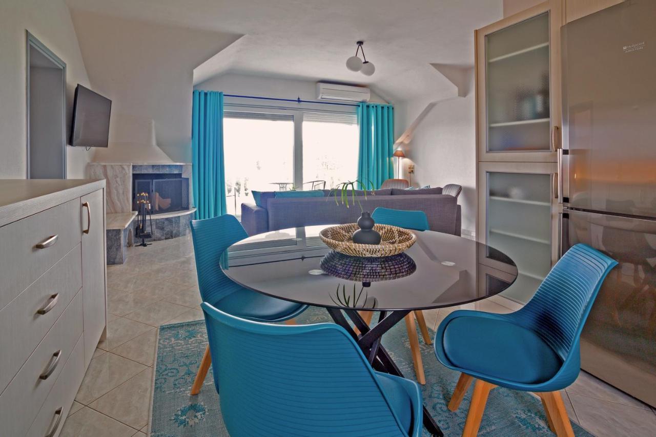 Joya Ofrynio Stylish Suites Ofrínion Exteriér fotografie